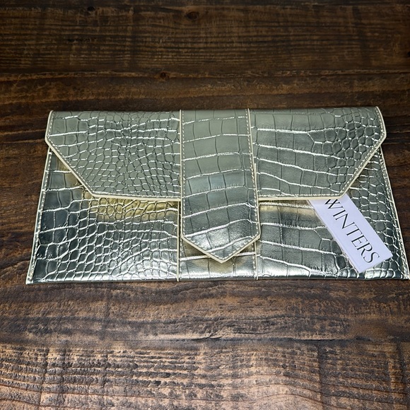 JJ Winters Embossed Vegan Leather "Nikki" Clutch Bag Platinum Metallic Crocodile - Picture 2 of 4